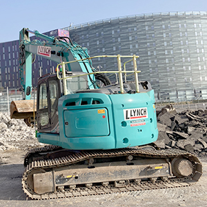 23 tonne excavator hire London Lynch Plant