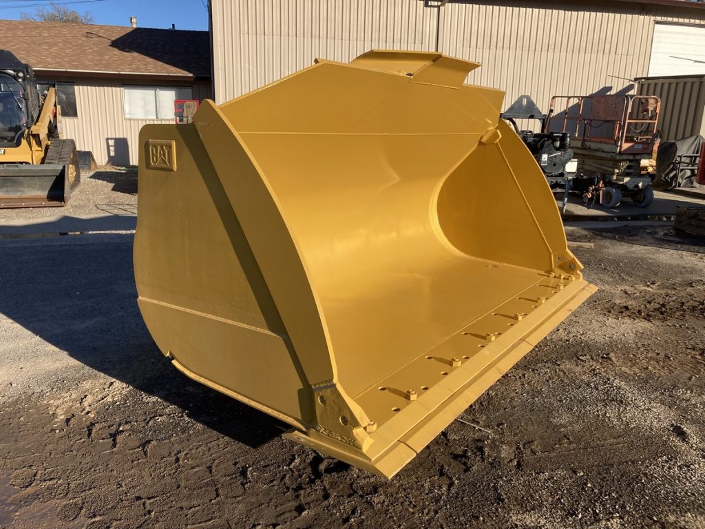 2017 CAT 966M Wheel Loader bucket