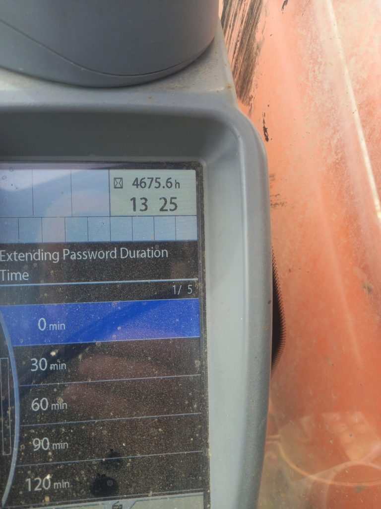 2019 Hitachi Zaxis ZX350LC-6 clock.