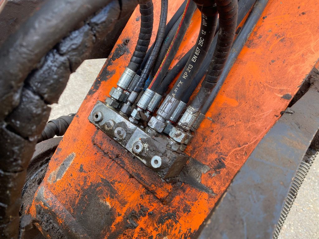 Doosan DX300LC-5 Heavy Line Excavator