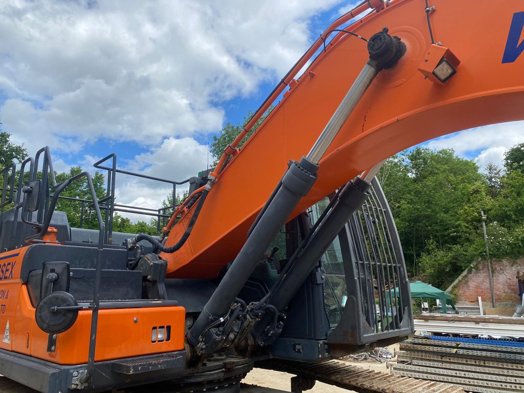 Doosan DX300LC-5 Heavy Line Excavator