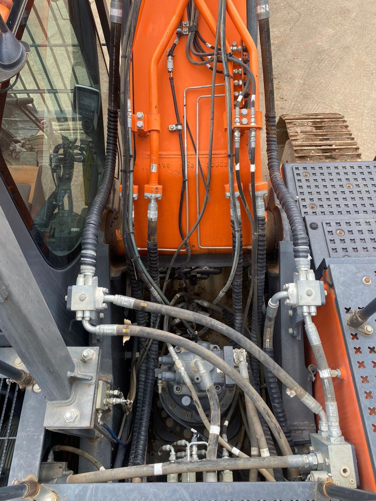 Doosan DX300LC-5 Heavy Line Excavator