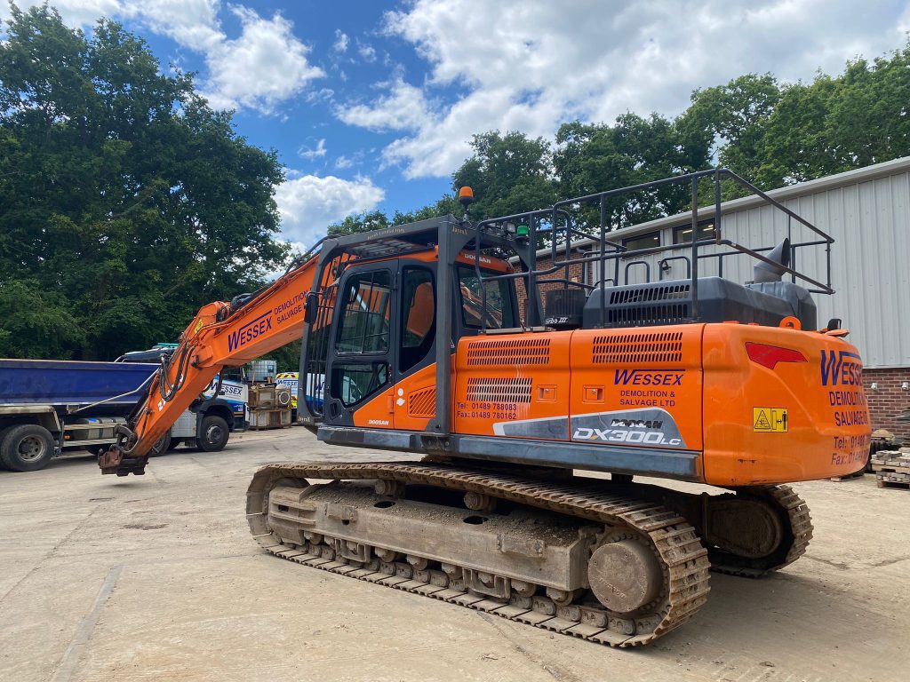 Doosan DX300LC-5 Heavy Line Excavator