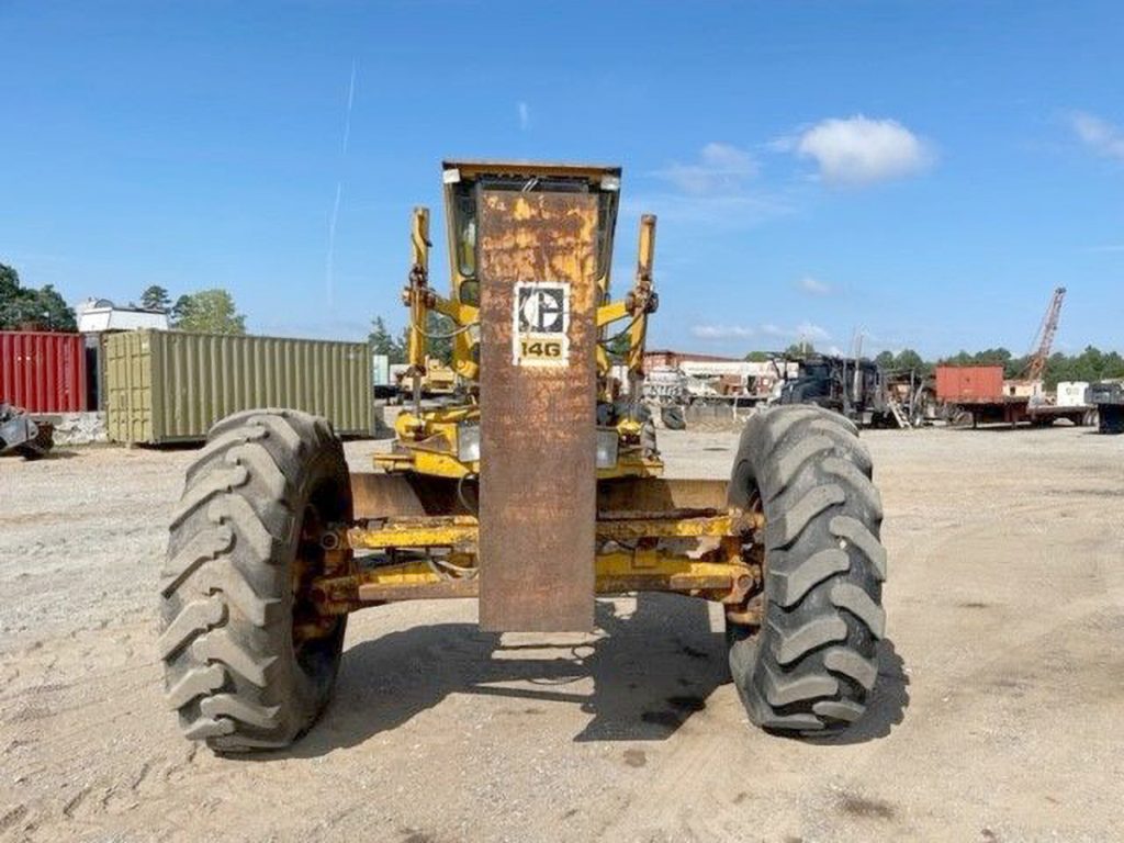 1976 CAT 14G Motor Grader front view