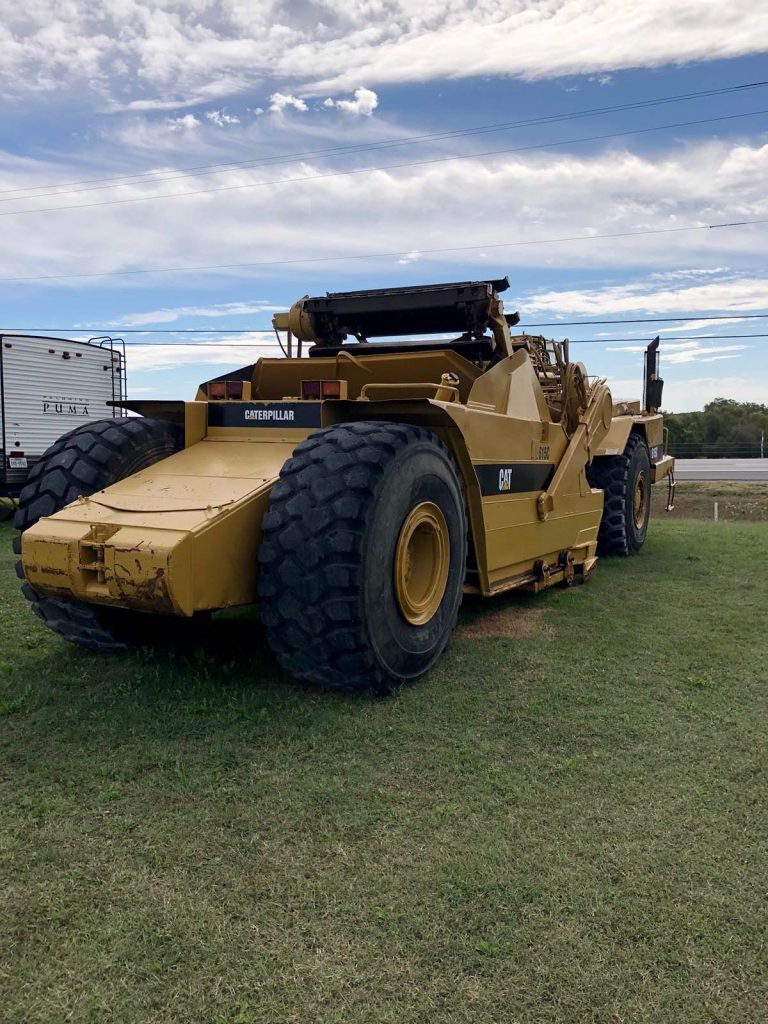 1995 CAT 615C Motor Scraper3 rear