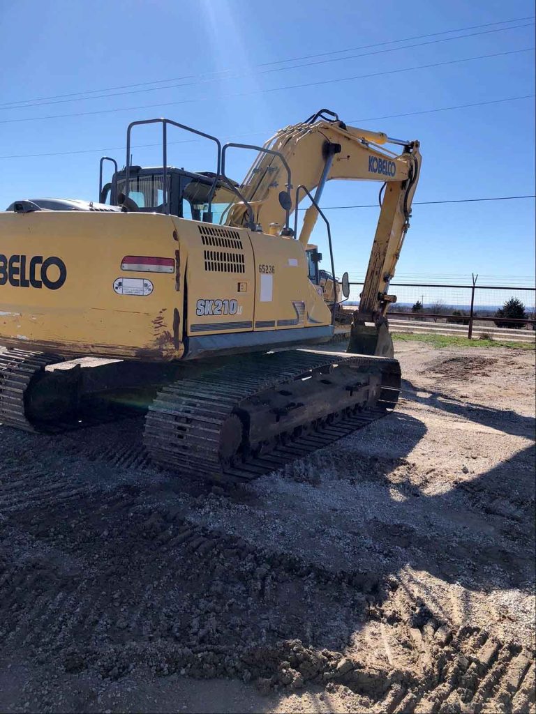 2016 Kobelco SK210LC-9 excavator rear right side view.