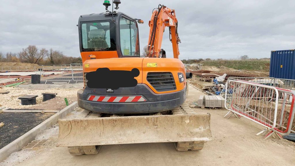 2021 Doosan DX85R rear view with blade