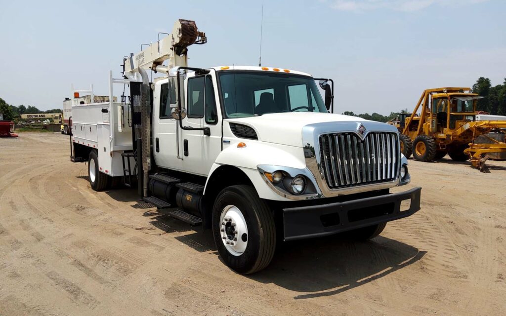 2008 International 7300 Boom Truck front right side view
