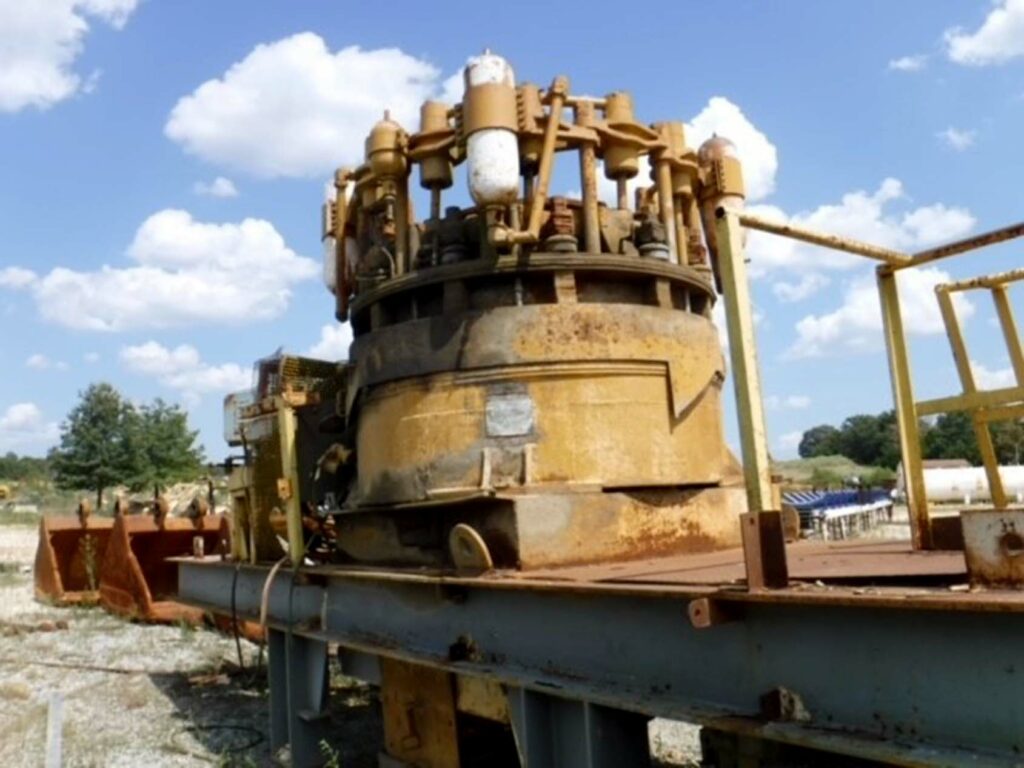 EL JAY 54 Portable Cone Crusher left side view