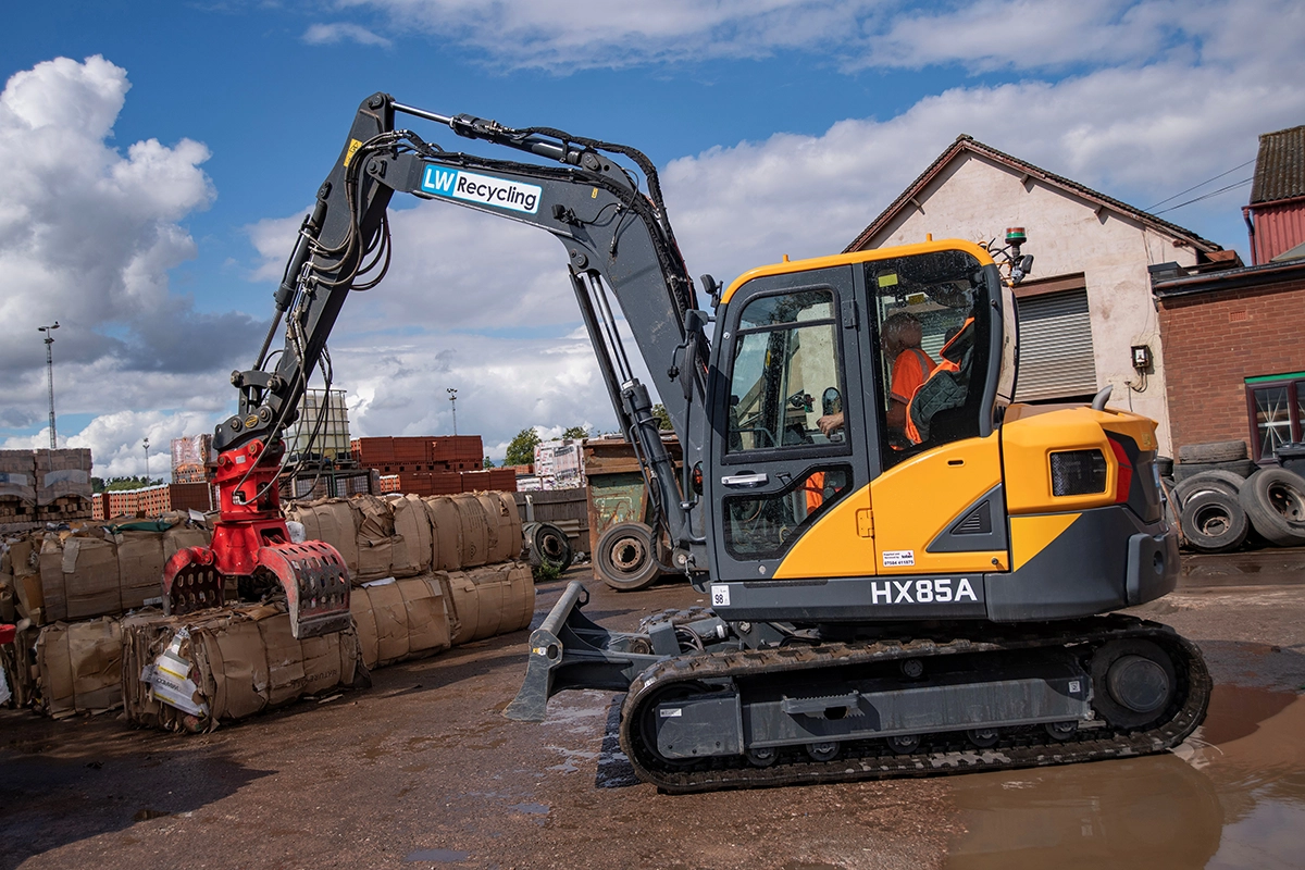 Anglian Expands Skip Business With HX85A And Grab