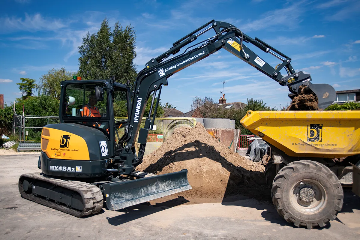 Hyundai Excavator Joins B Jeffrey Fleet