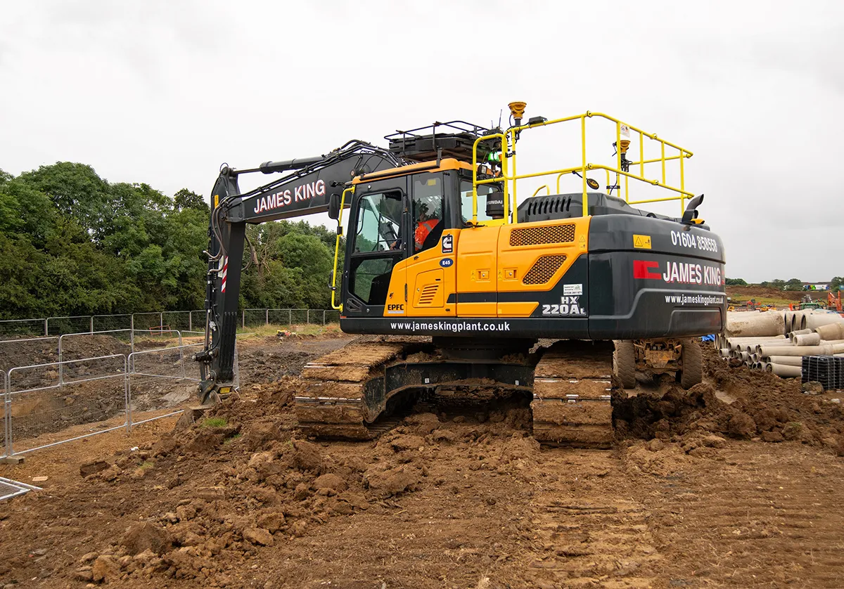 James King (Plant) Adds To HD Hyundai Excavator Fleet