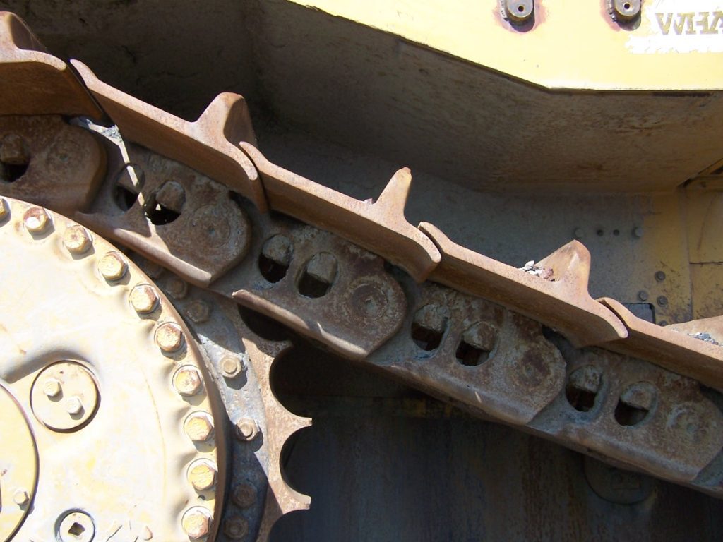 2008 CAT D11T Crawler Tractor tracks view