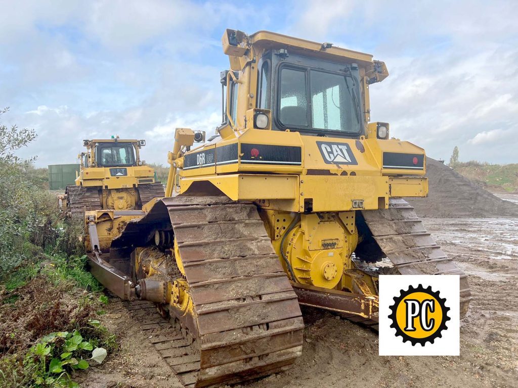 2006 Caterpillar D6RLGP Series 3 rear view.
